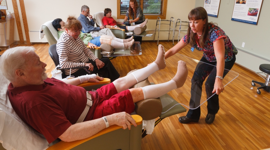 Peak Joint Replacement Program St. John�s Medical Center